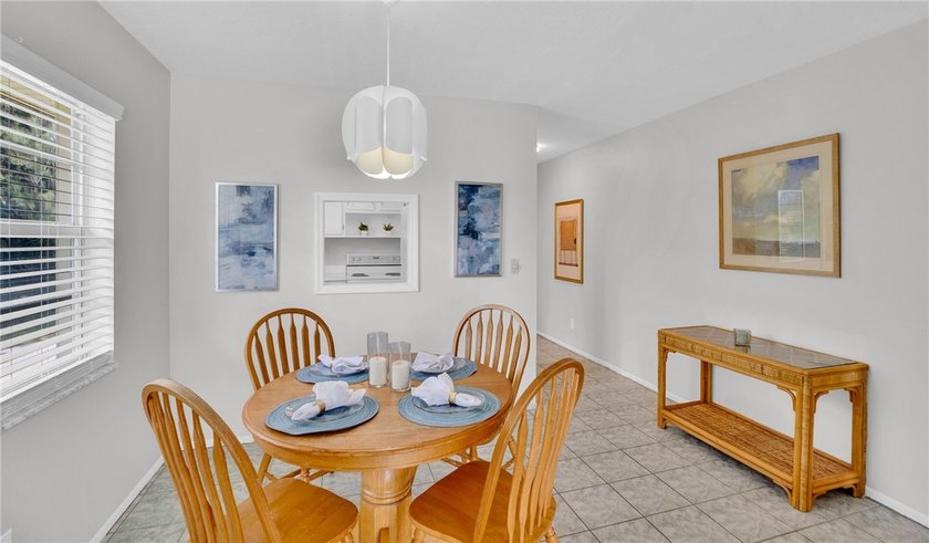 Popular B floor plan end unit in Vista Royale, a vibrant 55+ - photo 6