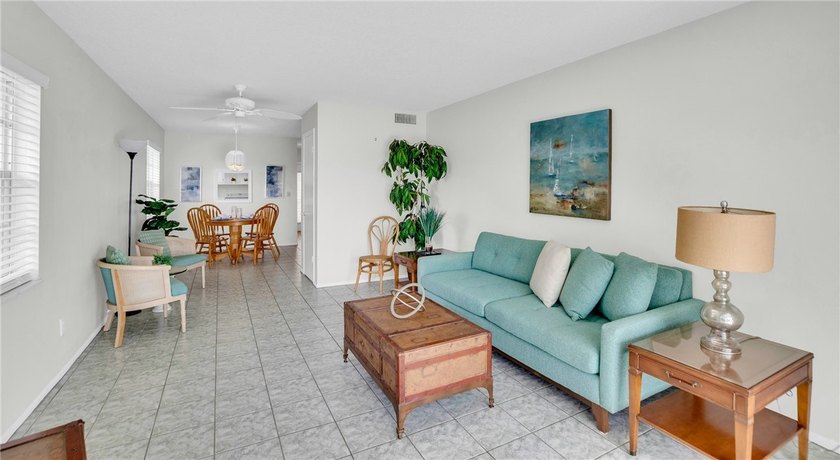 Popular B floor plan end unit in Vista Royale, a vibrant 55+ - photo 9