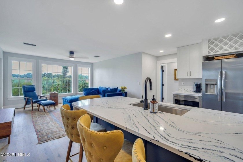 Stylishly updated and move-in ready, this second-floor - photo 4