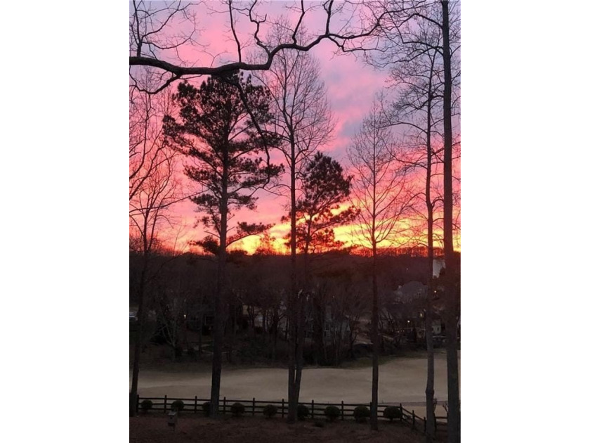 Sunsets &amp; Silos Welcome to one of Bradshaw Farm's most - photo 7