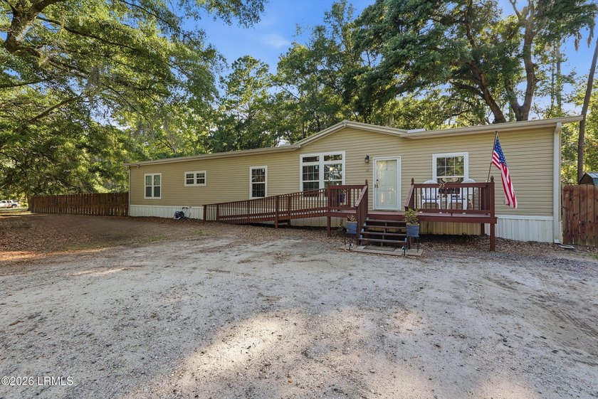 One of the most impeccably maintained and thoughtfully updated - photo 3