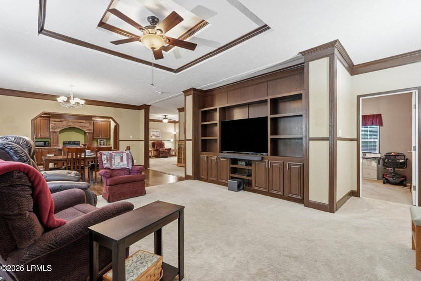 One of the most impeccably maintained and thoughtfully updated - photo 7