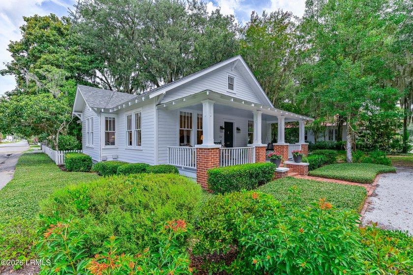 Welcome to 1311 North Street, a beautifully maintained - photo 3