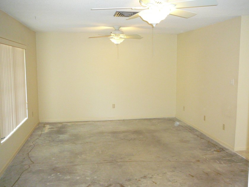 BEAUTIFUL 2/2 WITH CARPORT, CONCRETE BLOCK, NEW METAL ROOF AND - photo 19