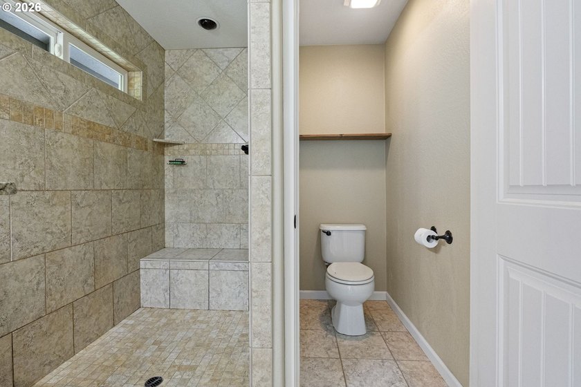 Well maintained and ready to move into. Great location near - photo 22