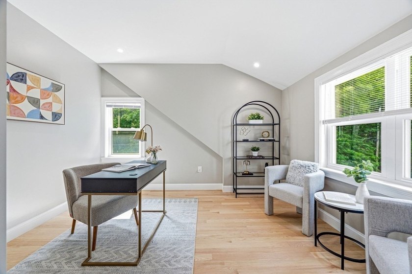 Welcome to this beautifully newly renovated lakeview home in one - photo 28