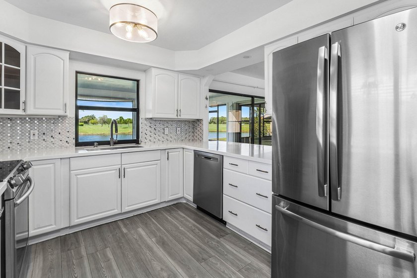 Experience the best of Eastpointe Country Club living in this - photo 15