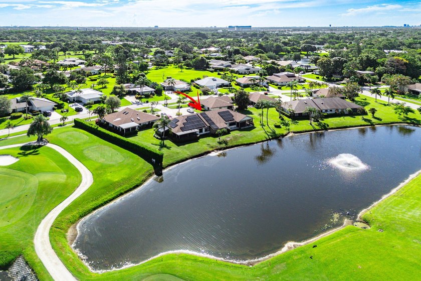 Experience the best of Eastpointe Country Club living in this - photo 39