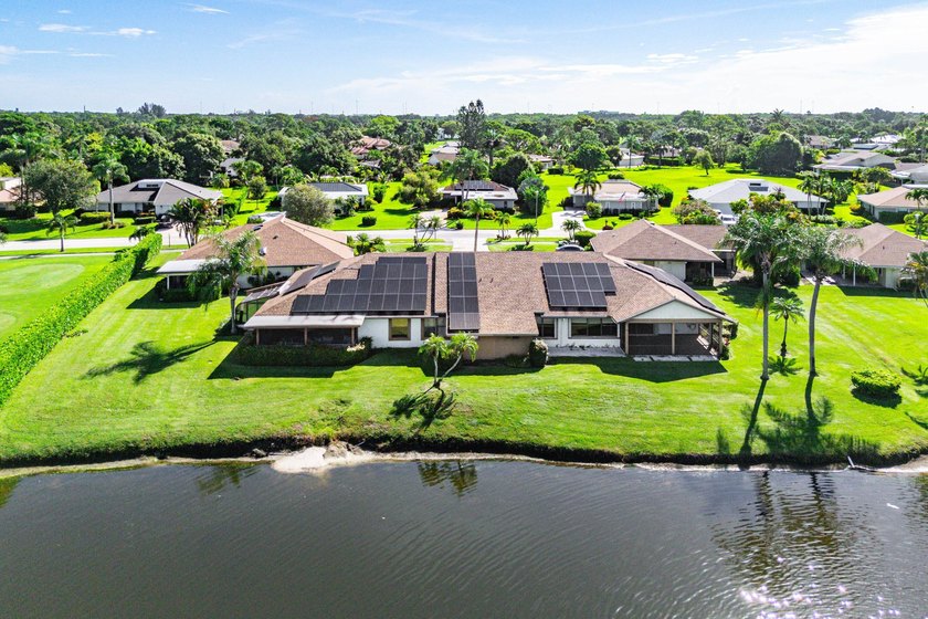 Experience the best of Eastpointe Country Club living in this - photo 41