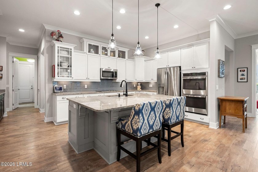 Discover this beautifully designed 3BR/3BA home in the - photo 3