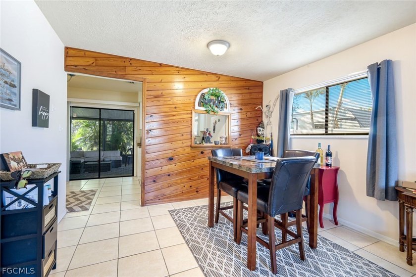 Listed below recent appraised value. Back on the market after - photo 22