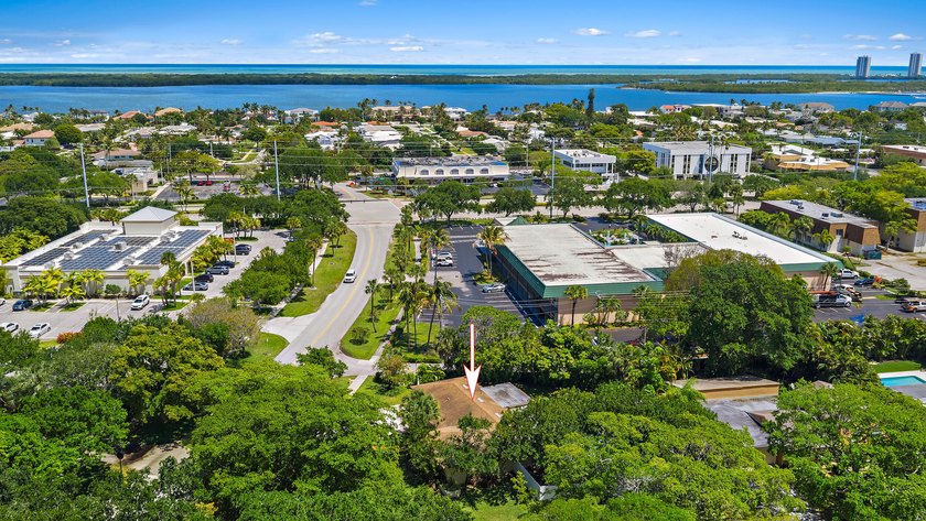 Prime opportunity in the heart of North Palm Beach. Set on an - photo 12