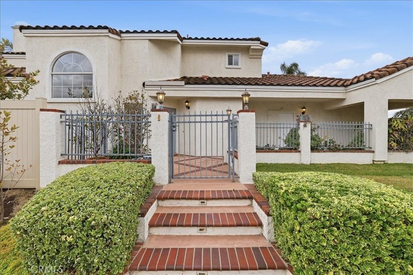 Back on the market due to no fault of the home. Welcome to this - photo 8