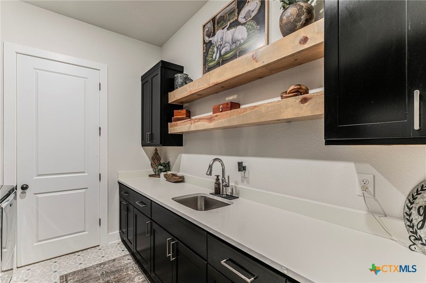 This beautiful custom 4-bedroom, 4-bath home has all the space - photo 30