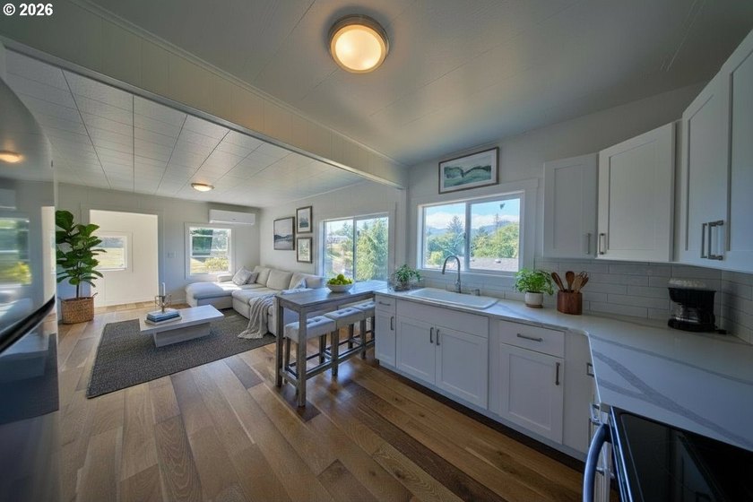 Perched above charming downtown Nehalem, this remodeled coastal - photo 4