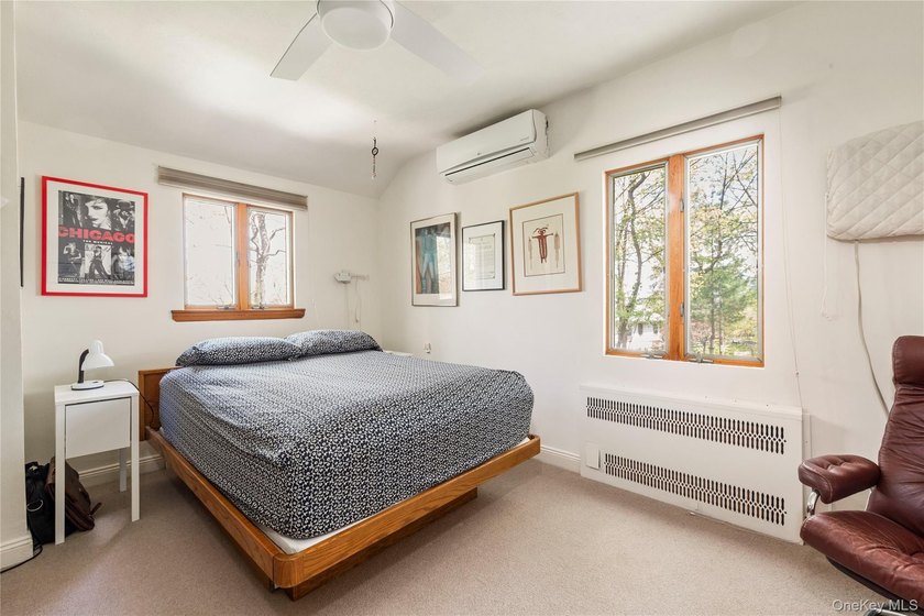 Welcome to a rare and private retreat in the heart of Great Neck - photo 13
