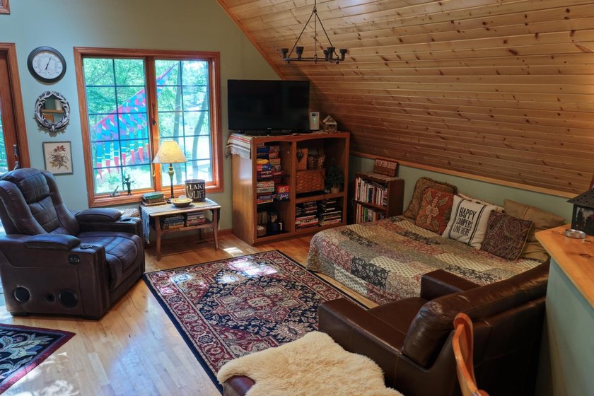 The best of Lake Pepin at your fingertips and the perfect - photo 6