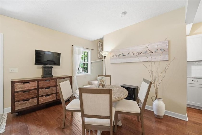 Welcome to your private retreat in the highly desirable Linn - photo 23