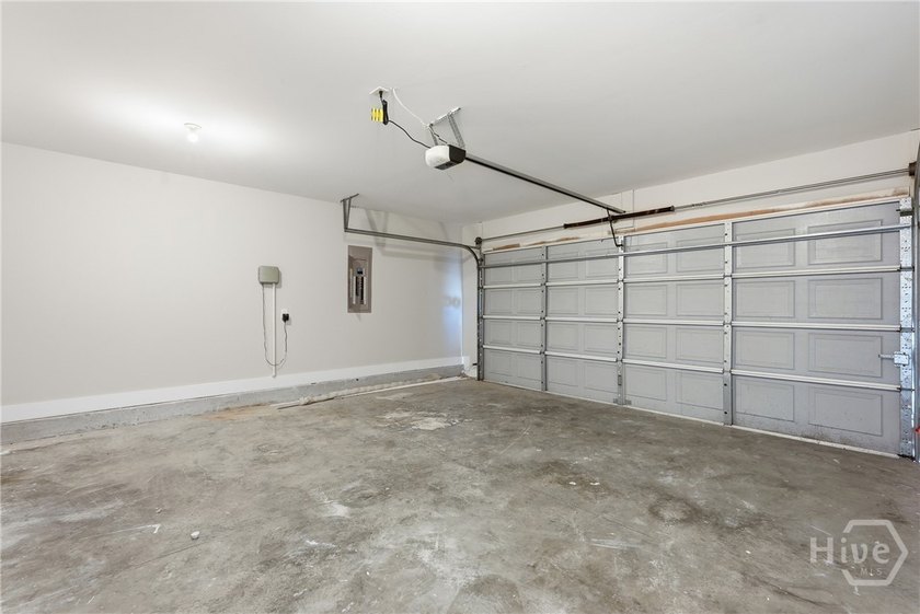 Welcome to 12 Concordia Court, a comfortable and well-maintained - photo 33