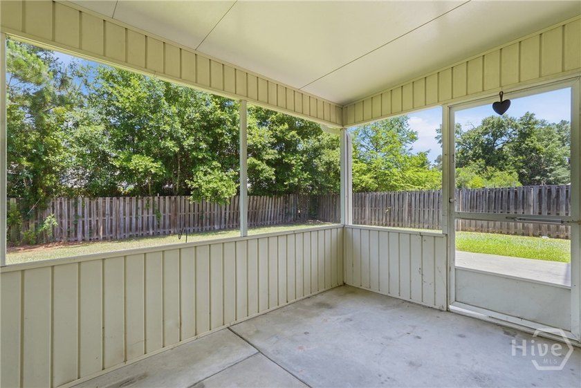 Welcome to 12 Concordia Court, a comfortable and well-maintained - photo 34