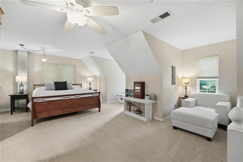Welcome to your private retreat in the highly desirable Linn - photo 40