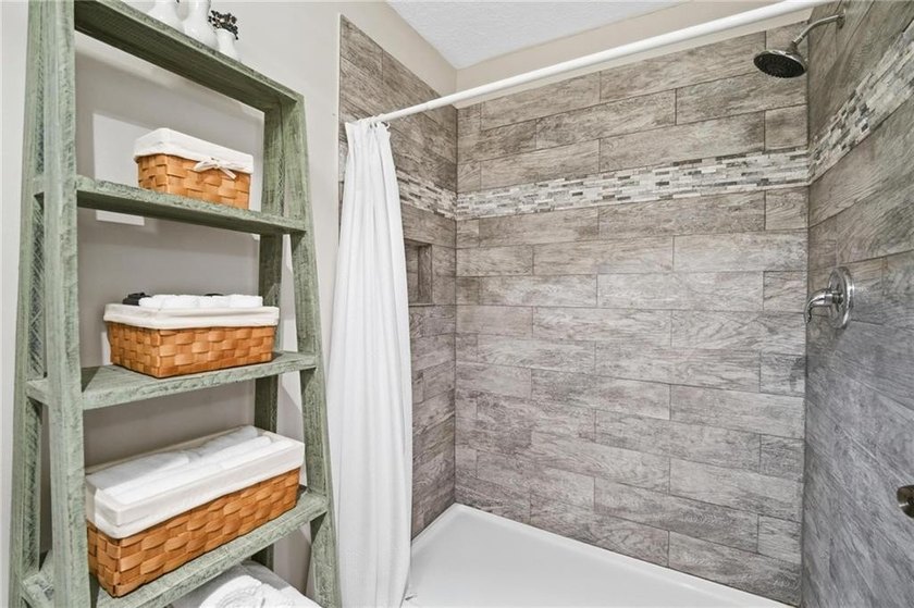 Welcome to your private retreat in the highly desirable Linn - photo 46
