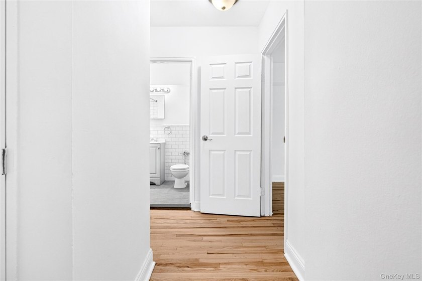 *SPONSOR SALE* NO BOARD APPROVAL! Welcome to the fully renovated - photo 13