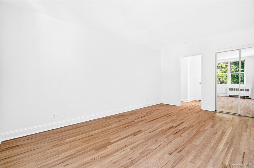 *SPONSOR SALE* NO BOARD APPROVAL! Welcome to the fully renovated - photo 16
