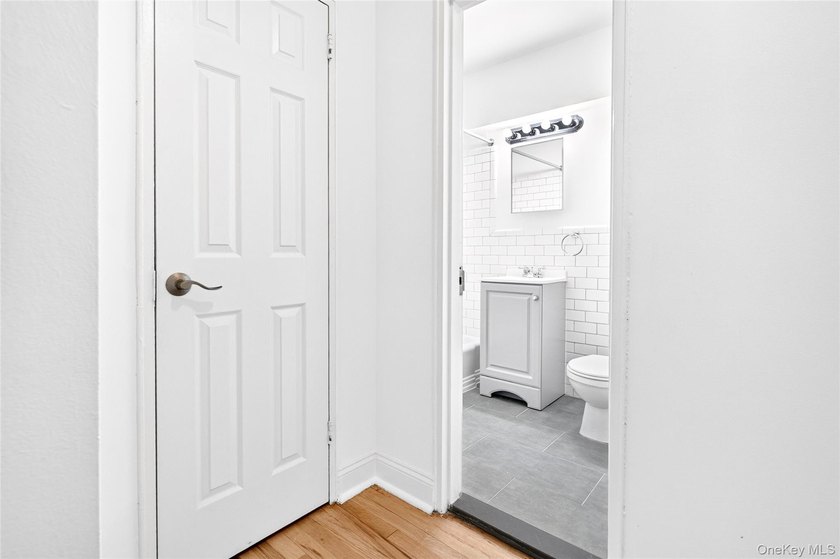 *SPONSOR SALE* NO BOARD APPROVAL! Welcome to the fully renovated - photo 18