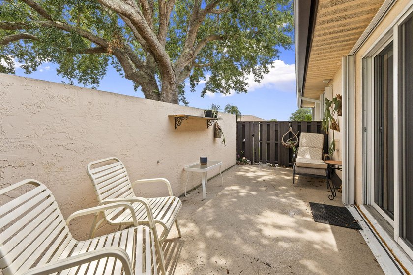 End-unit condo in 55+ community offering added privacy, abundant - photo 27