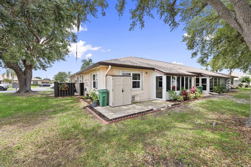 End-unit condo in 55+ community offering added privacy, abundant - photo 29