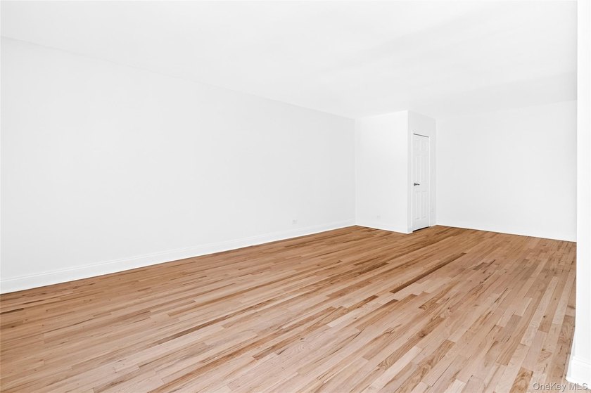 *SPONSOR SALE* NO BOARD APPROVAL! Welcome to the fully renovated - photo 31