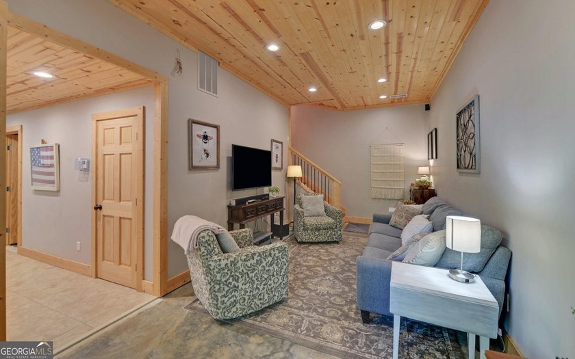 79 Clarimonte Pt offers the perfect combination of lake living - photo 32