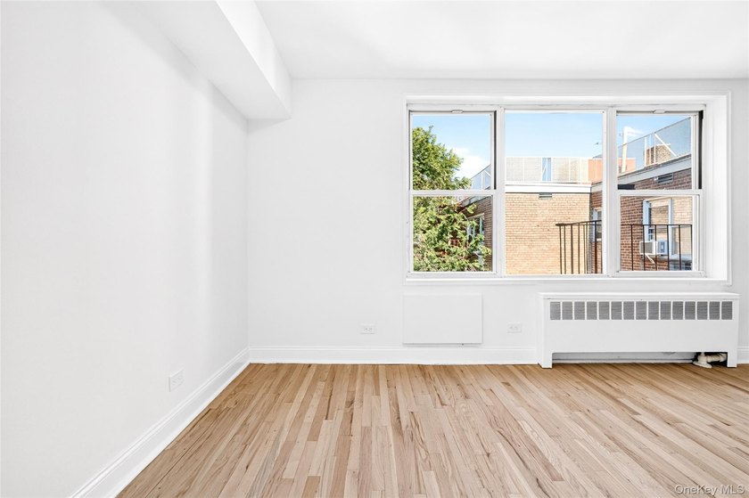 *SPONSOR SALE* NO BOARD APPROVAL! Welcome to the fully renovated - photo 33