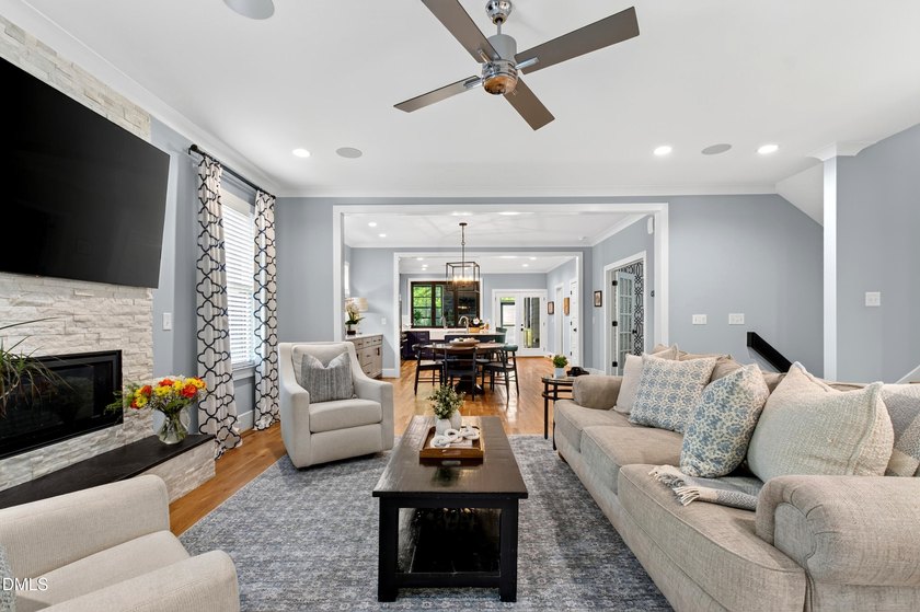Located in the heart of Raleigh's coveted Sunset Hills - photo 17