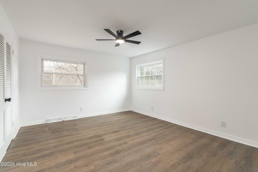 Come see this 4 Bedroom Split-level! This home has 3 bedrooms - photo 33