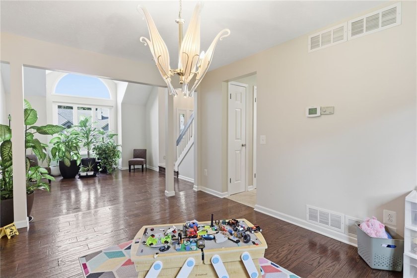 Welcome to 176 Wood Run in Rochester, NY 14612! Proudly offered - photo 7