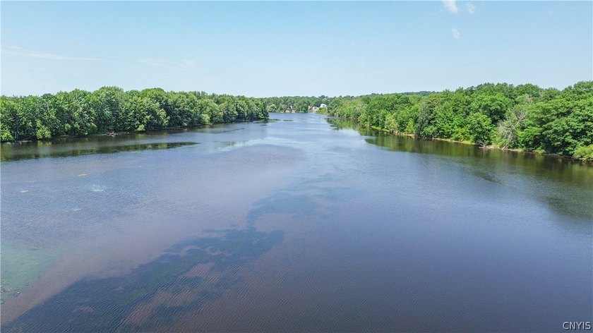 Truly one-of-a-kind dream waterfront home tucked away in the - photo 3