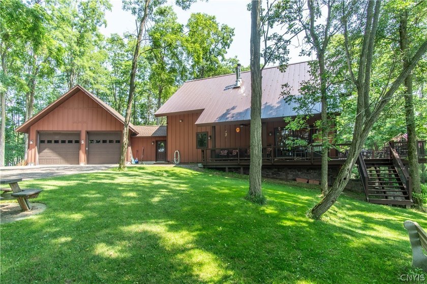 Truly one-of-a-kind dream waterfront home tucked away in the - photo 10