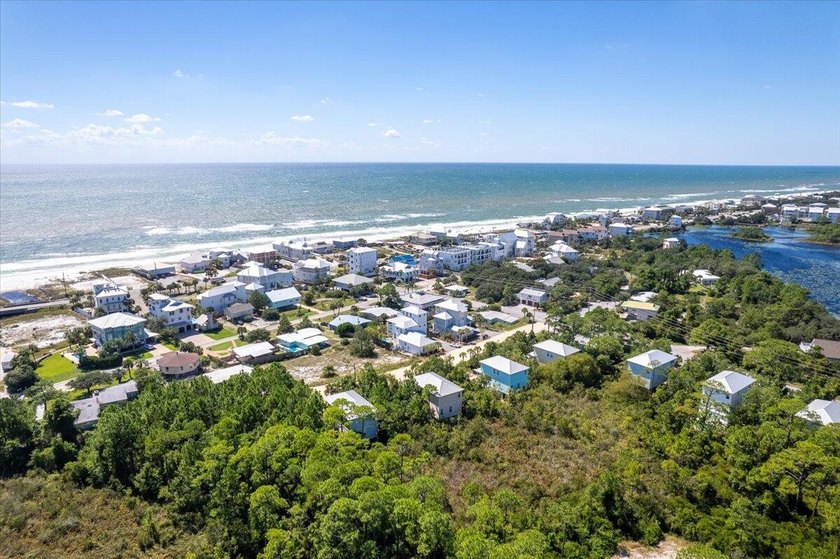 SELLER FINANCING AVAILABLE! Discover the perfect coastal retreat - photo 9