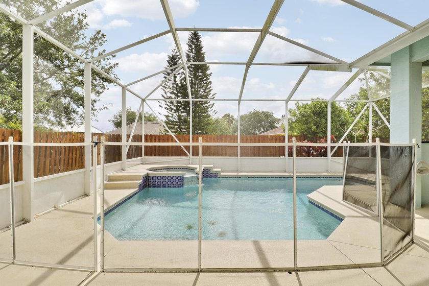 Welcome to 4225 SW Ragen Street - a beautifully updated - photo 38
