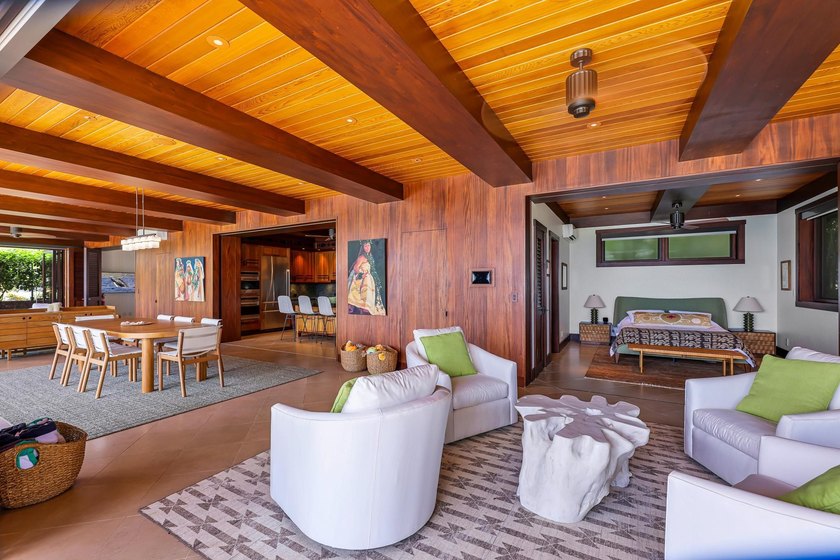 THE ULTIMATE MAUI DREAM . .The most sophisticated are no longer - photo 49