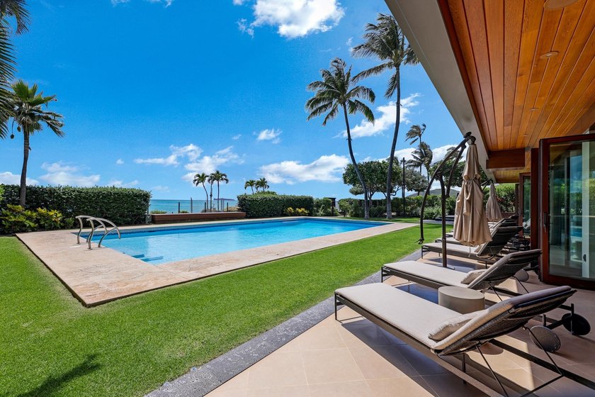 THE ULTIMATE MAUI DREAM . .The most sophisticated are no longer - photo 50