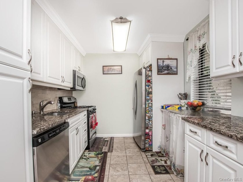 Welcome to 1874 Pelham Parkway S #2P. Great Opportunity to own - photo 8