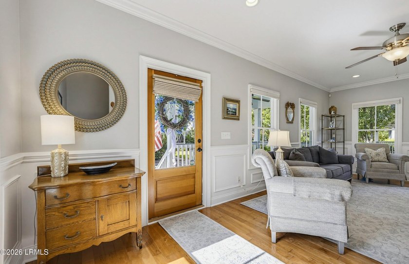 The perfect cottage in Old Shell Point! Full of Lowcountry charm - photo 9