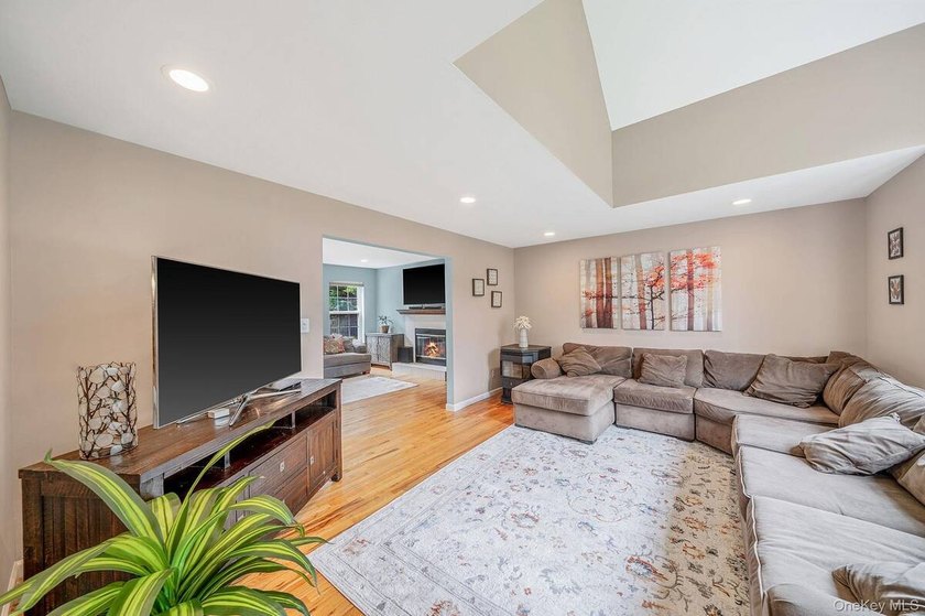 This home truly has it all! Featuring 4 bedrooms and 2.5 - photo 8