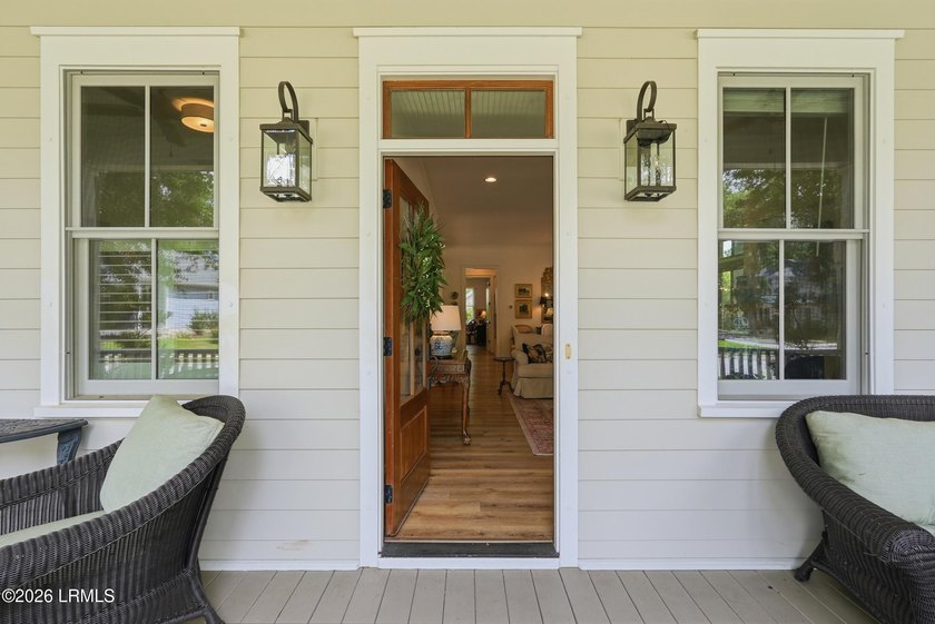 Welcome to this beautifully maintained 2-bedroom, 2-bathroom - photo 5