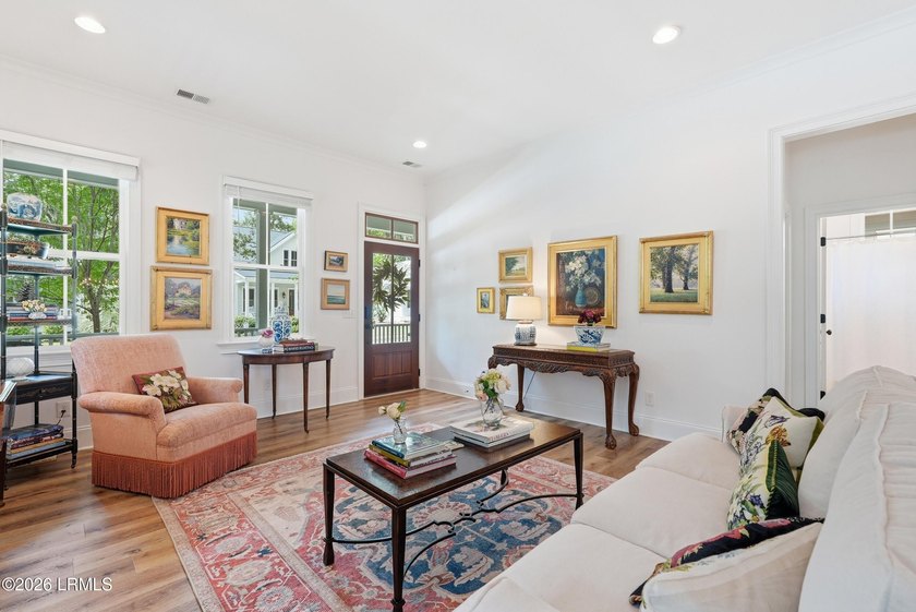 Welcome to this beautifully maintained 2-bedroom, 2-bathroom - photo 6