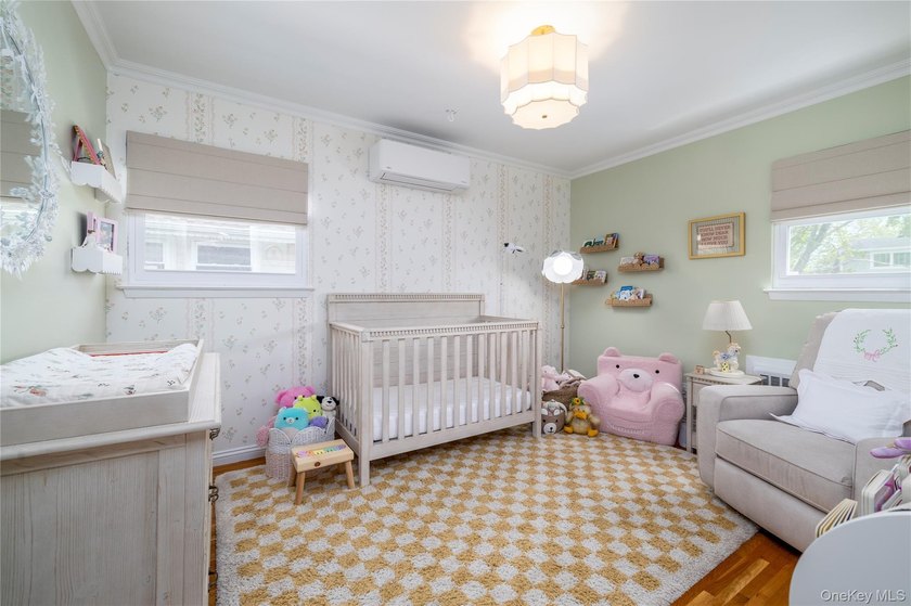Welcome to this beautifully updated, move-in ready expanded - photo 21