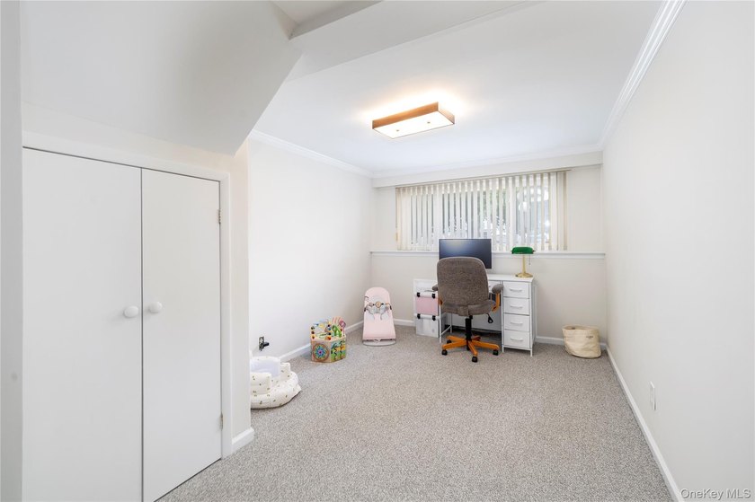 Welcome to this beautifully updated, move-in ready expanded - photo 25